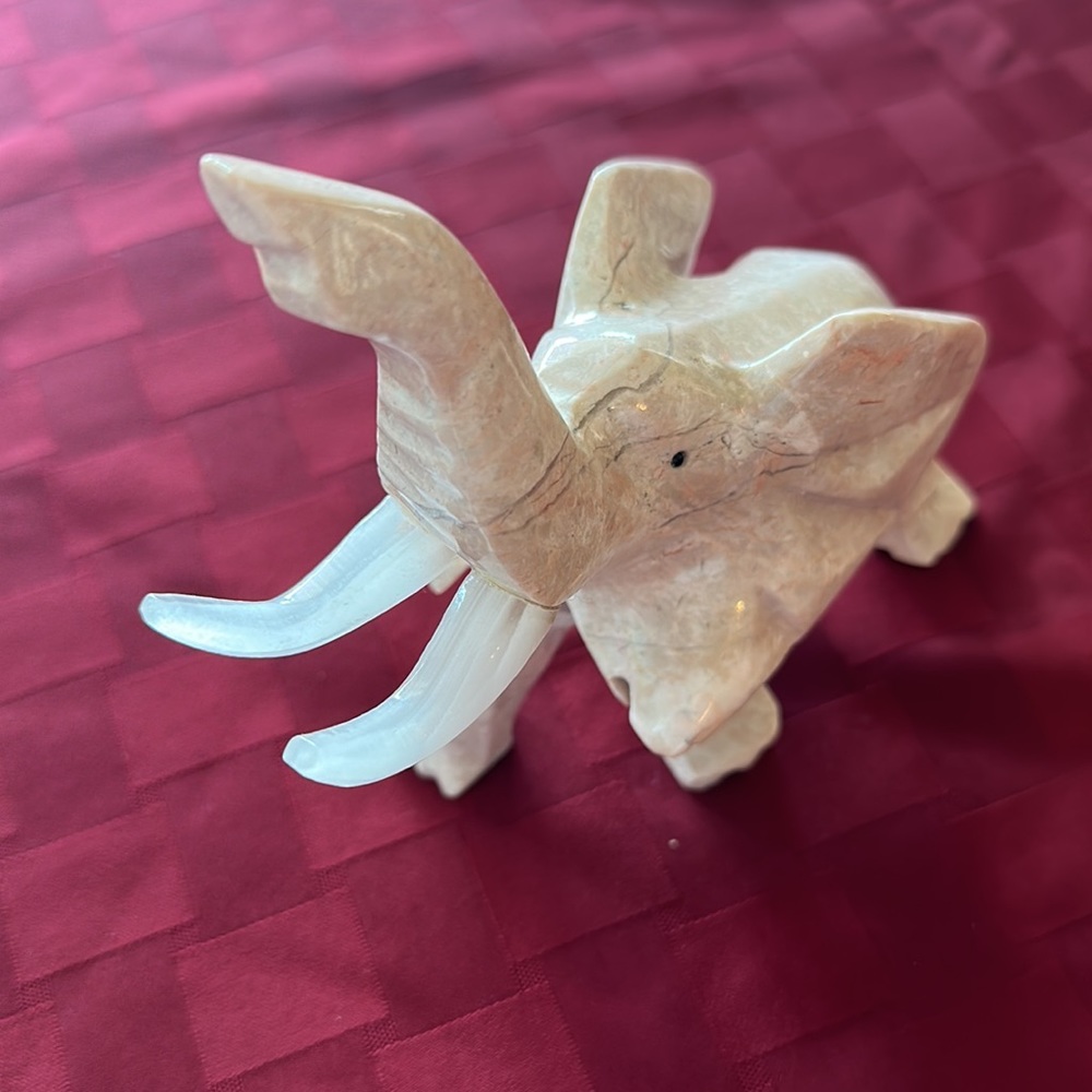 Marble Elephant - Picture 2 of 4